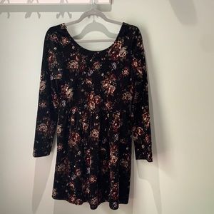 Floral long sleeved dress